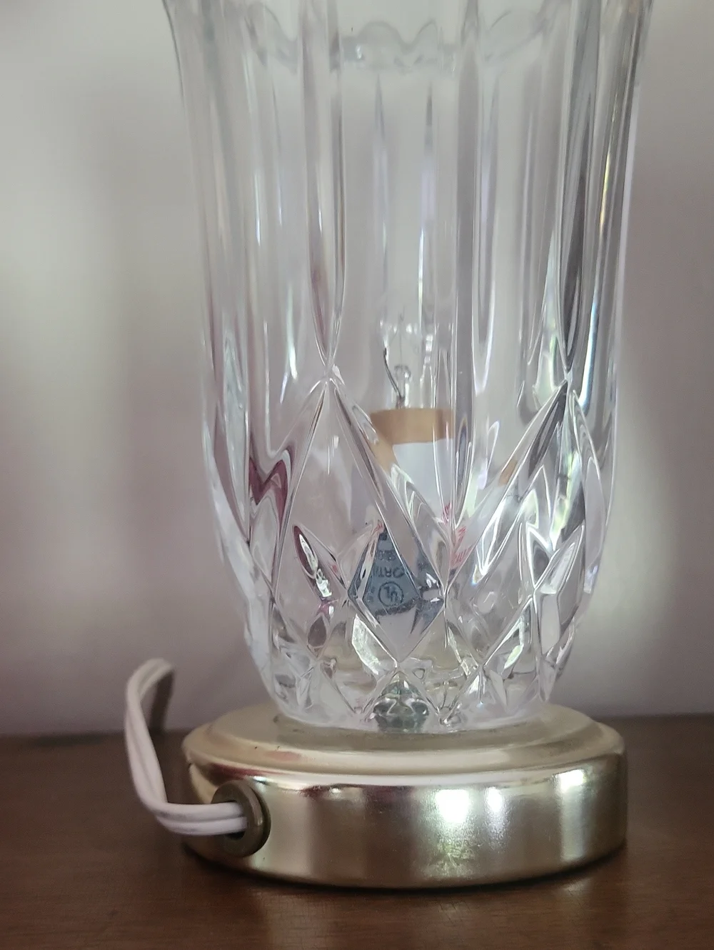 Crystal-Style Table Lamp - Clear Glass with Gold Base